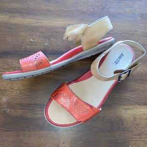 Earthies Star Sandals